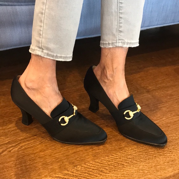 💯% Authentic Gucci heels in amazing condition😍 - Picture 3 of 8